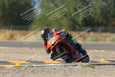 media/Oct-07-2023-CVMA (Sat) [[f84d08e330]]/Race 12 Amateur Supersport Open/